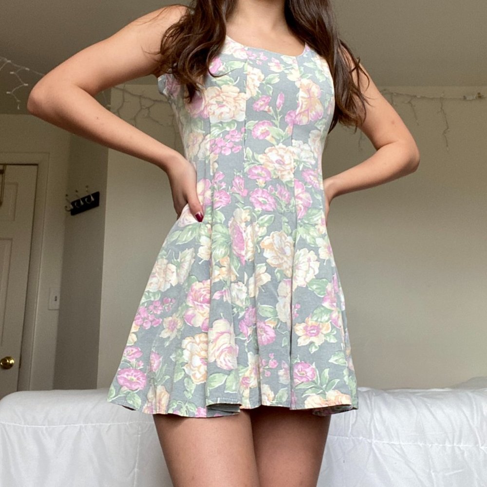 Vintage 90s floral faded pastel mini summer dress